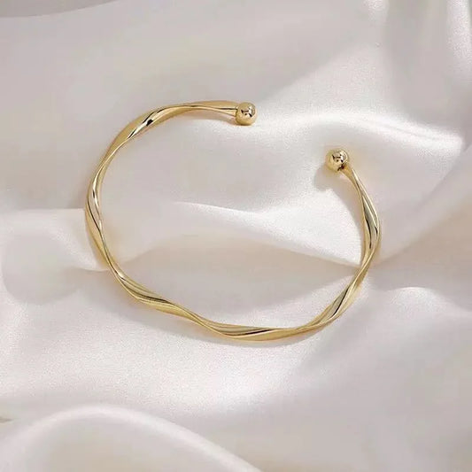 Unique Design Minimalist Bracelet for Women